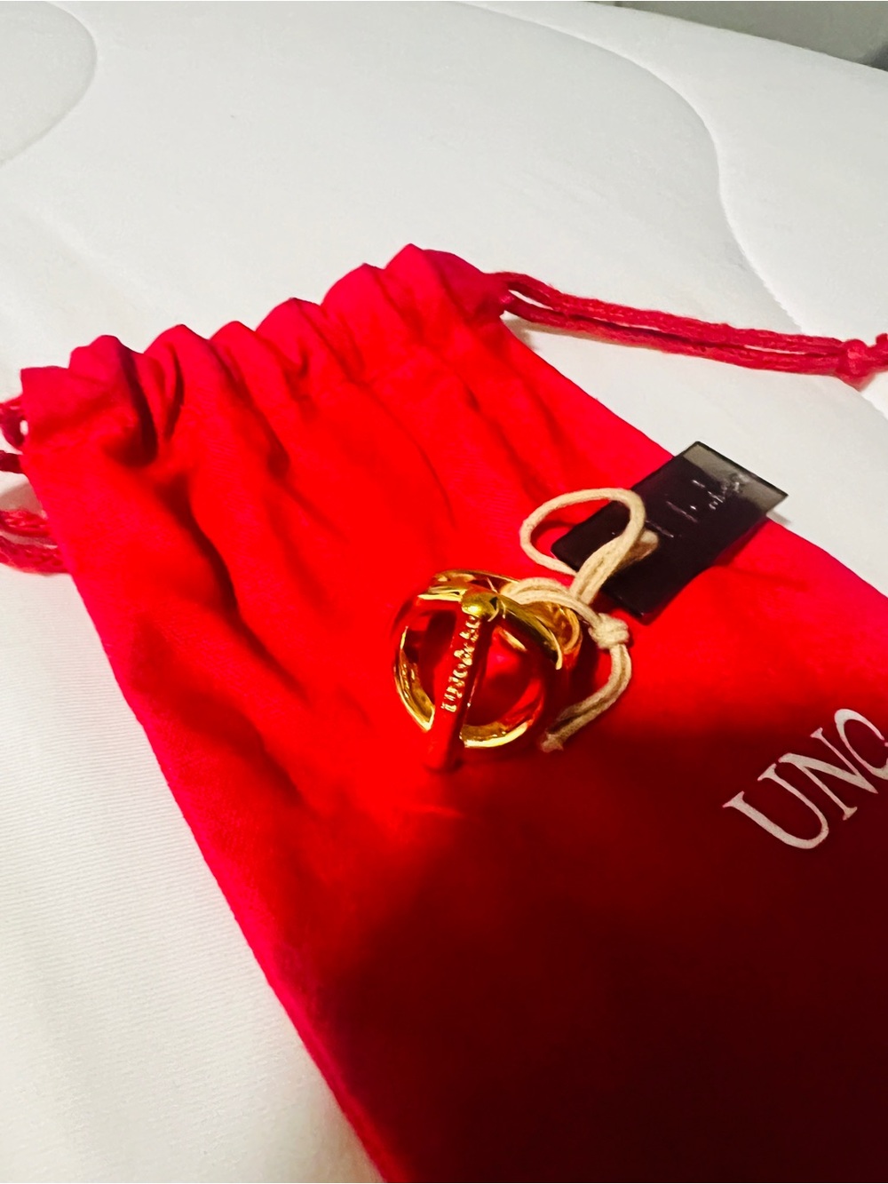 NWT UNO de 50 "On/Off" 18k Gold Plated Ring - Size 8.5 - Picture 7 of 14